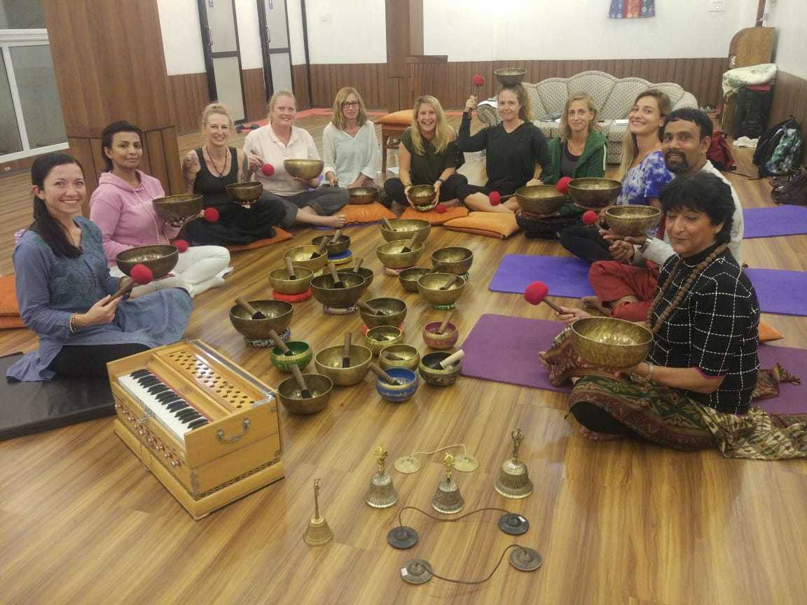 Healing bowl training in nepal