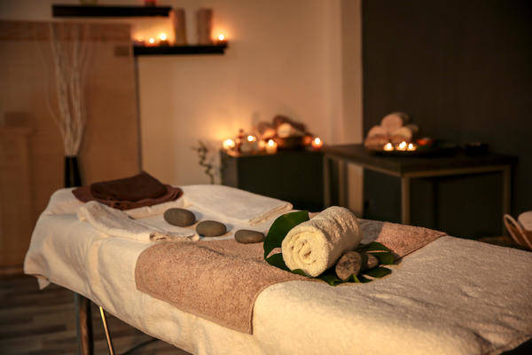 Neck and shoulders massage - Kathmandu Spa