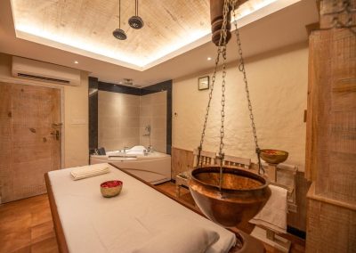 Therapy and Jacuzzi room